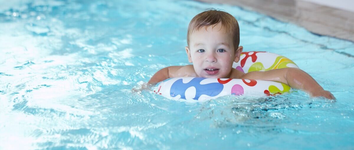 Jak wyglądają lekcje pływania dla dzieci?